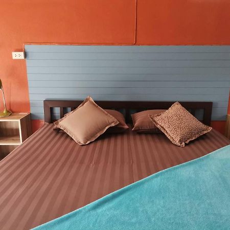 Milano Home Guesthouse プラチュワップキーリーカン エクステリア 写真