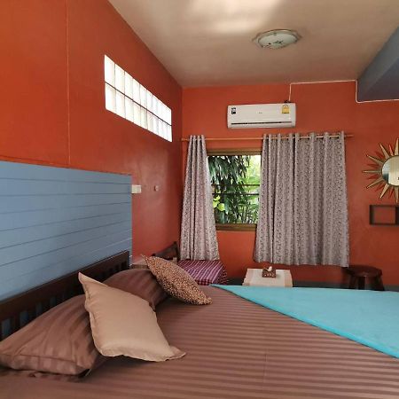 Milano Home Guesthouse プラチュワップキーリーカン エクステリア 写真